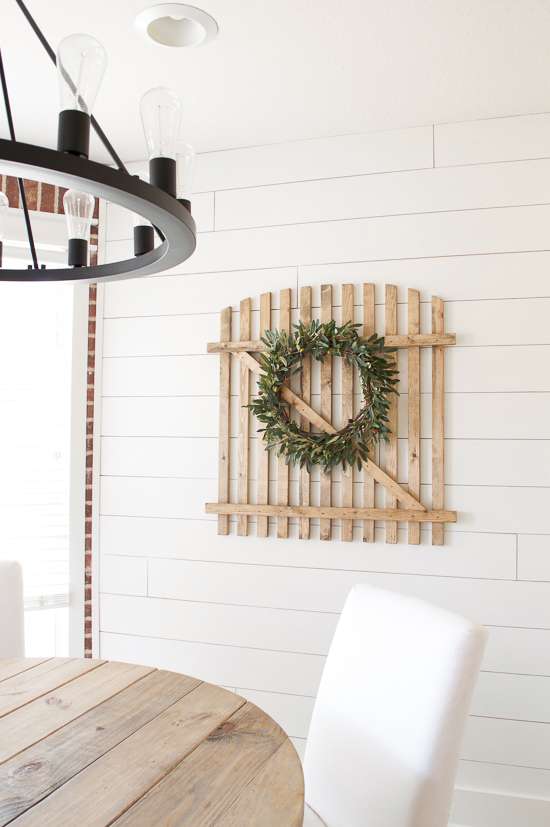 farmhouse gate wall decor / diy farmhouse wall decor