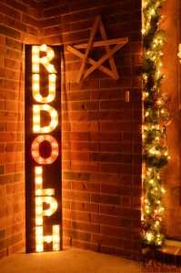 DIY Rudolph Marquee Sign | LITTLE RED BRICK HOUSE