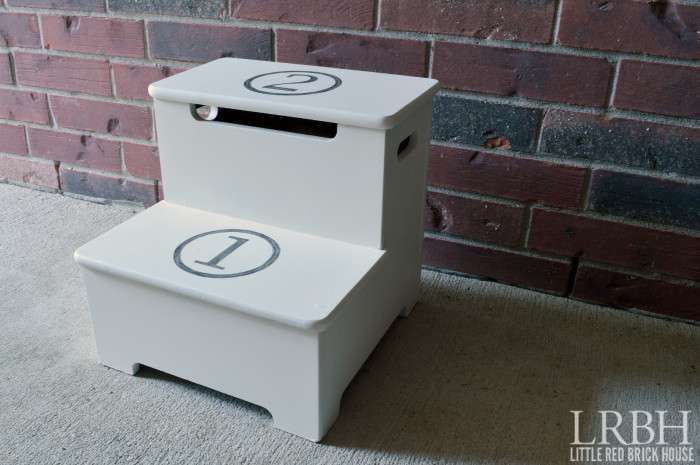 Step Stool Makeover | LITTLE RED BRICK HOUSE